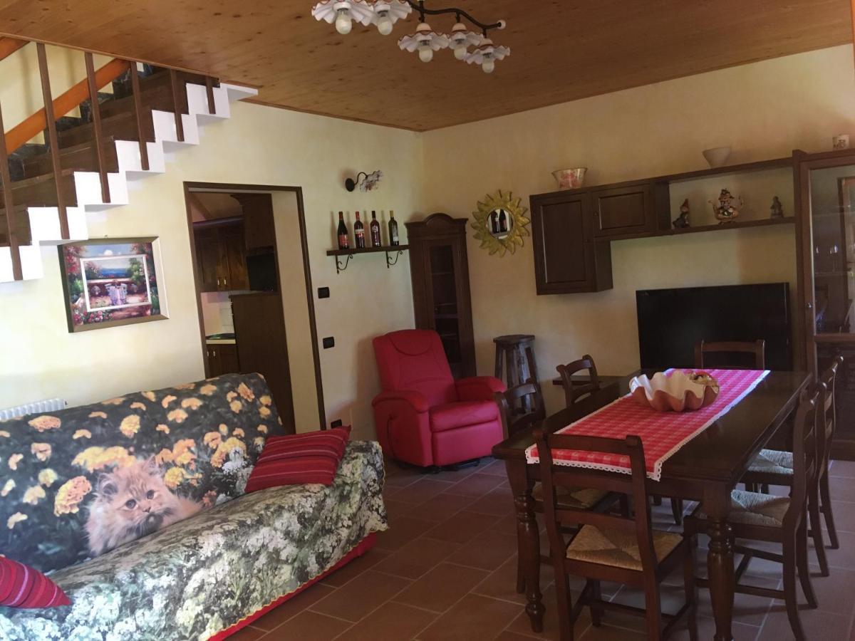 Casa A Schiera Fronte Lago Con Giardino Barcis Eksteriør bilde
